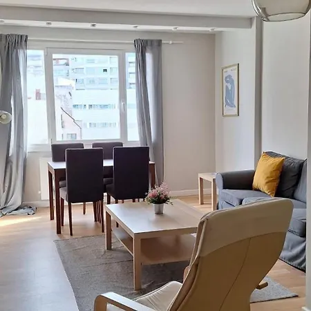 Muy Luminoso En El Centro De Apartment Vigo